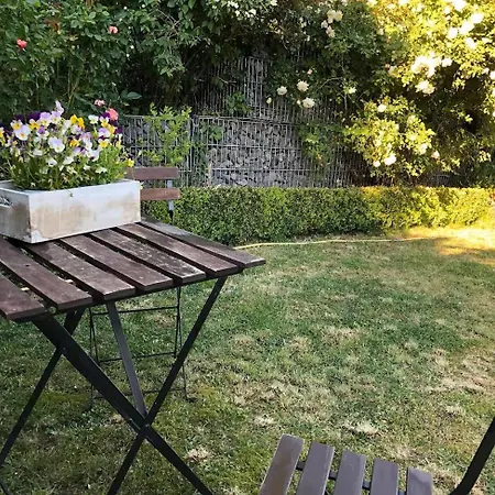 Loft-fewo Im Weinberg Longen